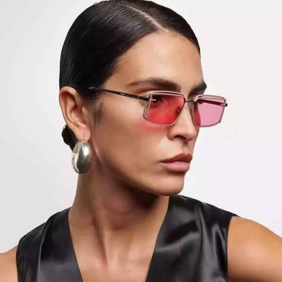 Final Price! Fendi FE40102U 25N Sunglasses